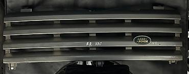 range rover 2012: Решетка радиатора Land Rover 2006 г., Б/у, Оригинал — 1