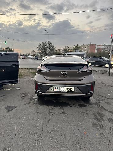 Hyundai: Hyundai Ioniq: 2019 г., 1.6 л, Автомат, Гибрид, Хэтчбэк — 5