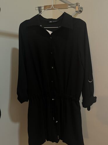 Səsgücləndiricilər, qulaqlıqlar və mikrofonlar: Zara teze etiketli don, M razmer

balon etek (içe qatlanmış)modelidir — 5