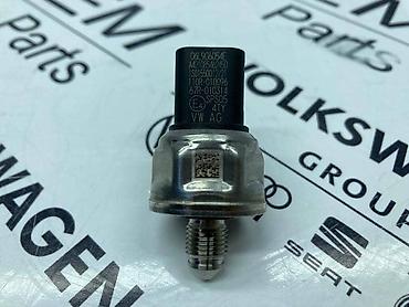 servis karcher: SENZOR PRITISKA GORIVA ZA VOLKSWAGEN POLO, GOLF 5, PASSAT B6 . - 06L — 1