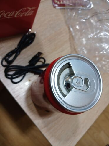 ses guclendirici satilir: Coca Cola Speaker Səsucaldıcı satılır, hədiyyədir, pul lazımdır deyə