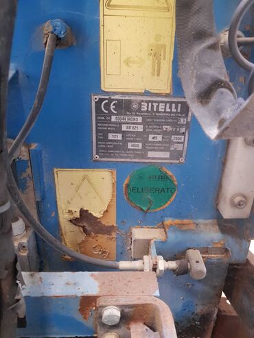 Асфальтоукладчики: Промышленный Асфальт укладчике 2004го года выпуска-платформа синего at lalafo.kg — 10 Асфальтоукладчики: Промышленный Асфальт укладчике 2004го года выпуска-платформа синего — 10