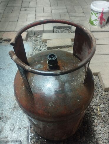 цистерна пропан: Баллон для сжиженного газа (пропан-бутан) металлический. - Тип