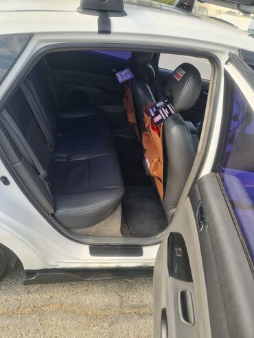 Toyota: Toyota Prius: 1.5 l | 2008 il Hetçbek — 6
