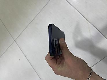 ayfon 12 barter: IPhone 16 Pro Max, 512 GB, Qara, Simsiz şarj — 5