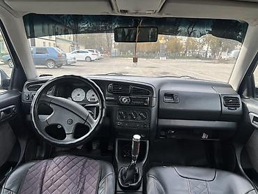 климат контроль 210: Volkswagen Vento: 1994 г., 1.8 л, Механика, Бензин, Седан — 7