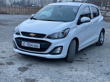 субару аутбек 2018 год: Chevrolet Spark: 2018 г., 1 л, Автомат, Бензин, Хэтчбэк