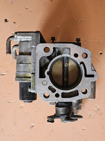 Дроссельные заслонки: Дроссельная заслонка Mazda 1993 г., Б/у, Оригинал, Германия — 3