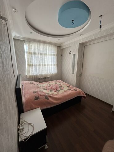 Günlük kirayə mənzillər: 3 otaqlı — 3