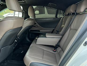 lexus es 300 2020: Lexus ES: 2022 г., 2.5 л, Автомат, Гибрид, Седан — 7