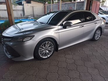 runx alex: Toyota Camry: 2017 г., 2.5 л, Автомат, Гибрид, Седан