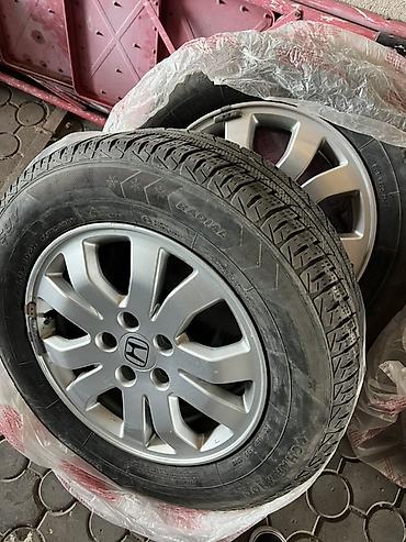титан моноблок: Комплект из 4 легкосплавных дисков Honda с зимними шинами. - — 5