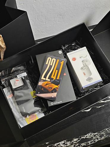 xiaomi 17 цена: Xiaomi, 15, Б/у, 512 ГБ, цвет - Серый, 2 SIM, eSIM — 2