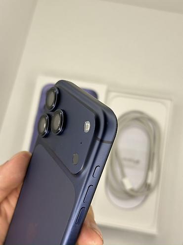 гармин вену 4: IPhone 17 Pro Max, Б/у, 256 ГБ, Синий, Кабель, Коробка, 100 % — 9