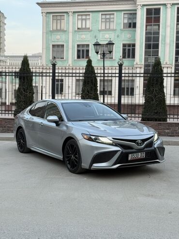 электронный спидометр на авто: Toyota Camry: 2021 г., 2.5 л, Автомат, Бензин, Седан