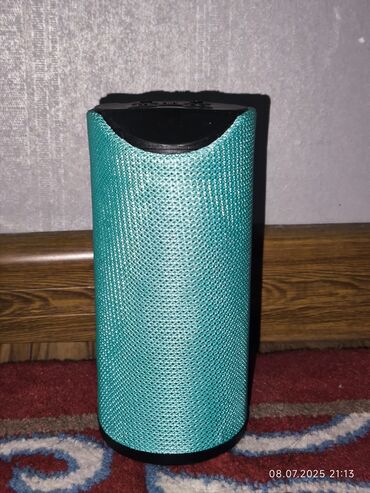 антена на крышу: Портативная Bluetooth-колонка цилиндрической формы, обтянутая тканью
