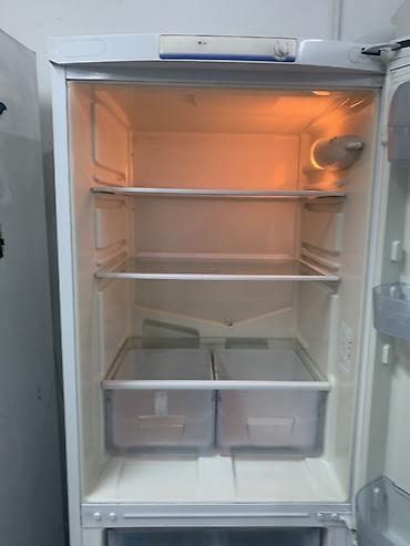 холодильник двух: Холодильник Indesit, Б/у, Двухкамерный, De frost (капельный), 60 * 167 * 60 — 3