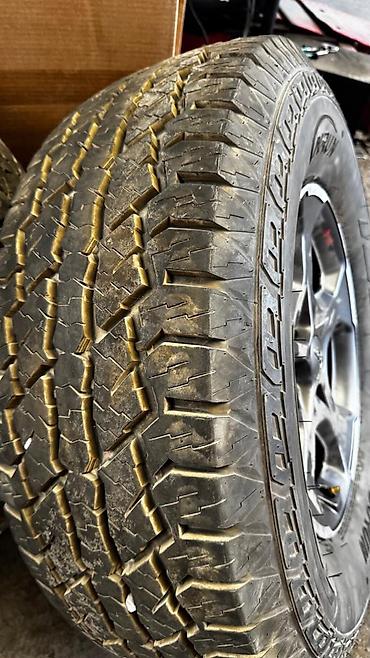 gladiator: Колеса в сборе 285 / 70 / R 17, Всесезонная, Б/у, Внедорожные (АТ/МТ), Литые, отверстий - 5 — 4