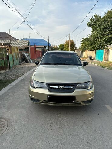 дайво некся: Daewoo Nexia: 2010 г., 1.5 л, Механика, Бензин, Седан