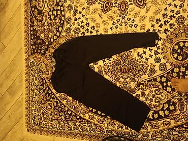 oversize: Salam. 2XL və ya XL razmerlərdə paltarlardl. Baha alinib . ümumi 50 — 6