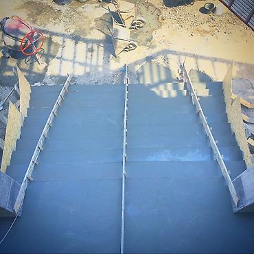 Обшивка лестниц: Ассалому алекум леснитса тепкич куямиз бетондан бьзбьлан баглану учун — 17