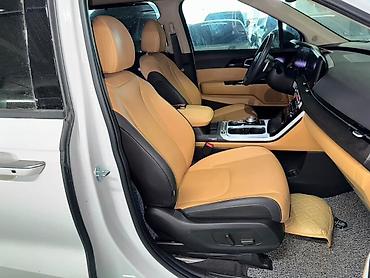2023: Kia Carnival: 2023 г., 2.2 л, Робот, Дизель, Минивэн — 4