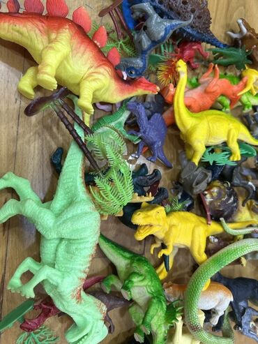 Oyuncaqlar: Uşaq oyuncaqları dəsti Fotoşəkillərdə gördüyünüz müxtəlif — 5