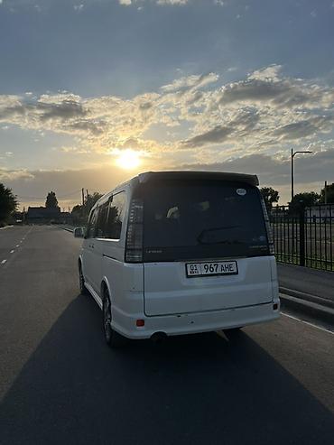 резиновое: Honda Stepwgn: 2004 г., Бензин, Минивэн — 6