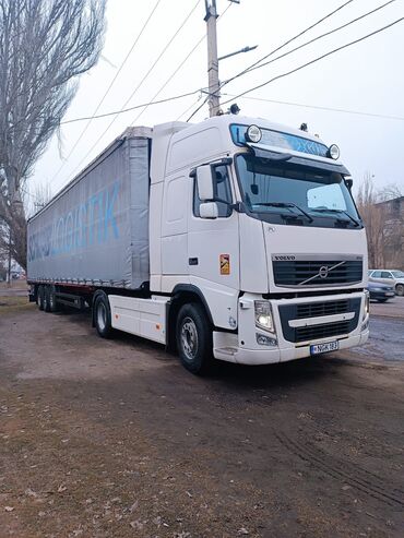 вольво тягачь: Тягач, Volvo, 2012 г., Тентованный