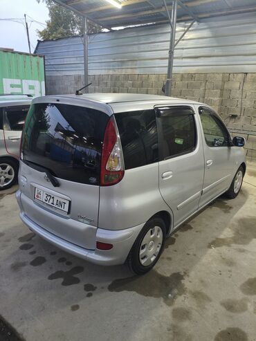 домкрат для машины: Toyota Funcargo: 2004 г., 1.5 л, Автомат, Бензин, Универсал