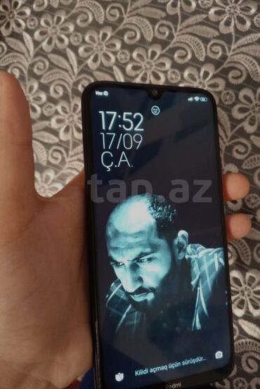 barter telefonlar: Xiaomi Redmi 8, 64 ГБ, цвет - Черный, 
 Отпечаток пальца