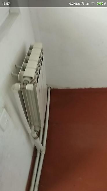 Недвижимость: Ceyranbatanda 4 qardaş restorana çatmamış aptekin yanında 2 otaglı ev — 3