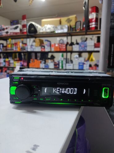 Магнитолы: Продаю Kenwood оригинал, Радио аукс, работает. USB не видит, а так