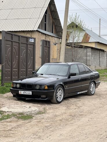 счетная машина для денег: BMW 5 series: 1994 г., 2.5 л, Механика, Бензин, Седан