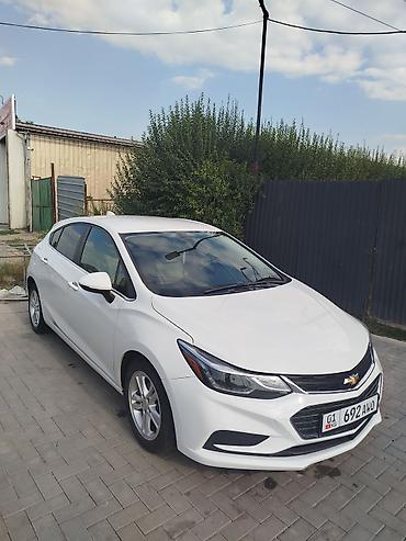 spark 2017: Chevrolet Cruze: 2018 г., 1.4 л, Вариатор, Бензин, Седан — 2