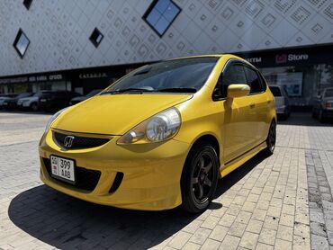 авто с последующим выкупом фит: Honda Fit: 2007 г., 1.5 л, Типтроник, Бензин