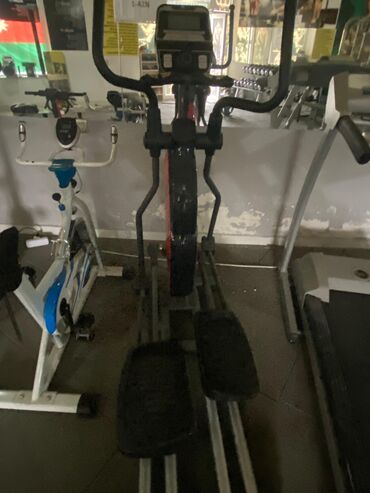 Velotrenajorlar: Sport zalı üçün kardio avadanlıqları paketi Tərkib: - 2 ədəd — 16