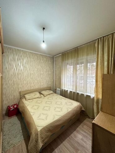 сколько стоит однокомнатная квартира: 2 комнаты, 52 м², 106 серия, 1 этаж, Косметический ремонт