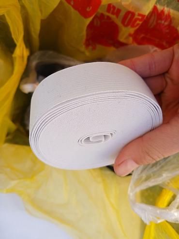 Другие фольгированные материалы: Продаётся фурнитура ( нитки разной рацветкиножницы,замочки, ткани — 4