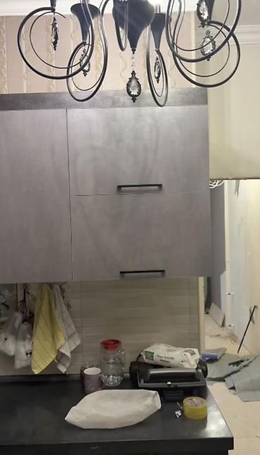 Mətbəx mebeli: Mətbəx mebeli dəsti - Üst və alt dolablar: beton effekti olan boz — 5