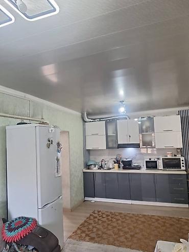 Продажа коттеджей и домов: Продаю 5-ком дом г.Кара-Балта. Дом находится в районе выше — 10