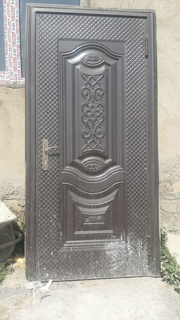 seyf qiymetleri: Giriş qapıları, Seyf