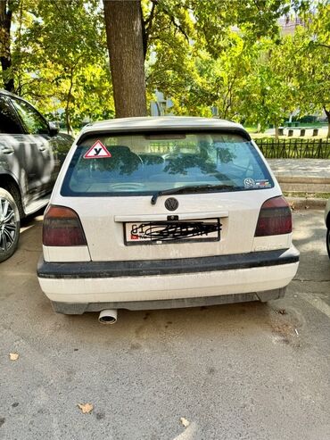 Volkswagen: Volkswagen Golf: 1993 г., Автомат, Бензин, Хэтчбэк