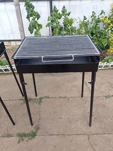 Sve za roštilj: Veliki profesionalni roštilj na ugalj sa rešetkama od punog čelika — 5