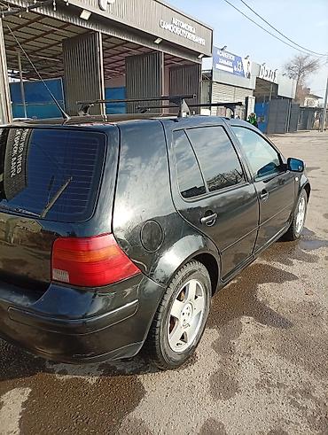 Volkswagen: Volkswagen Golf: 2000 г., 2 л, Механика, Хэтчбэк — 11