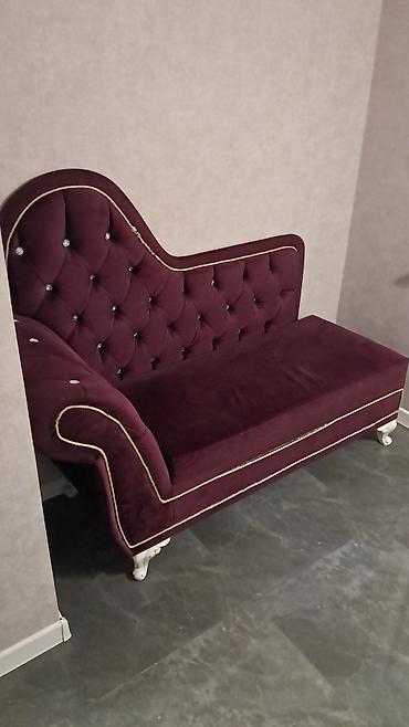 manikur kreslosu: Bordo rəngli zərif salon mebelləri dəsti - Material: yumşaq məxmər — 1