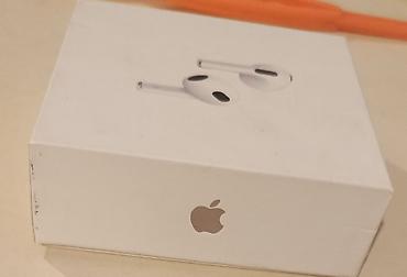 marshall qulaqcıq: Apple AirPods (3-cü nəsil) – Active Noise Cancellation yazılı qutu — 1