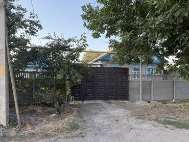 снять дом в бишкуле на длительный срок: Үйдүн жарымы, 85 кв. м, 5 бөлмө, Менчик ээси, Эски ремонт