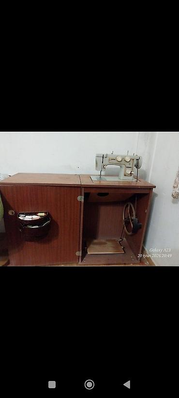 olinpia yazi makinasi: Tikiş maşını Baby Lock, İşlənmiş,Mexaniki, 6 saplı, Ünvandan götürmə — 1