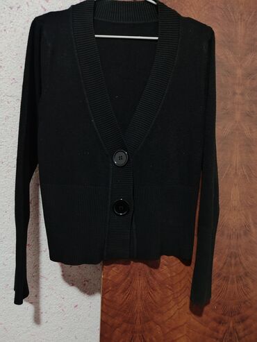 Другая женская одежда: Женская одежда.
арзан берем баарын 
100-500 с чеин — 21